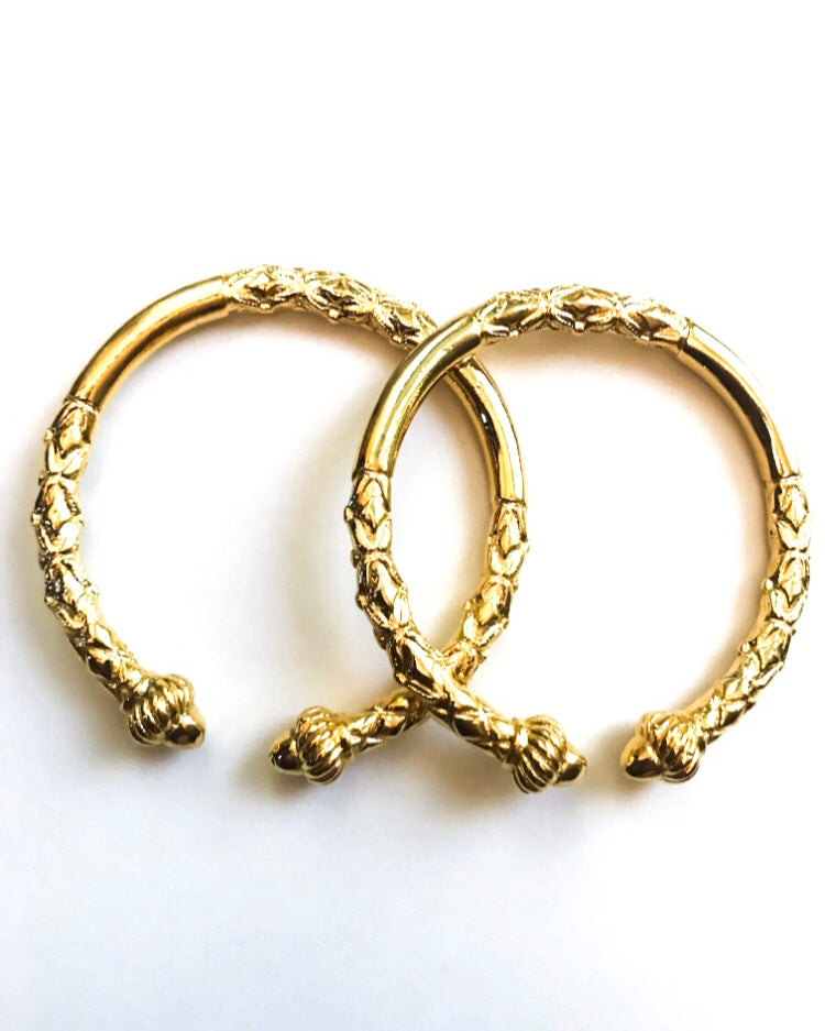 Zaina Bangle Bracelet Set Of 2 {view}