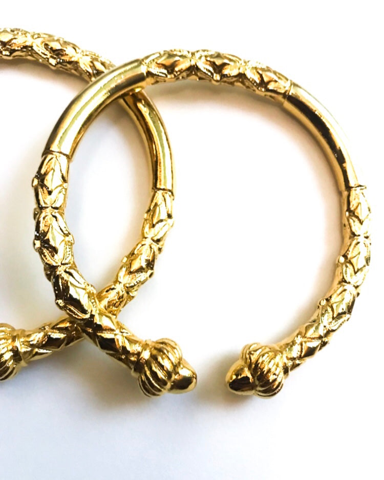Zaina Bangle Bracelet Set Of 2 {view}