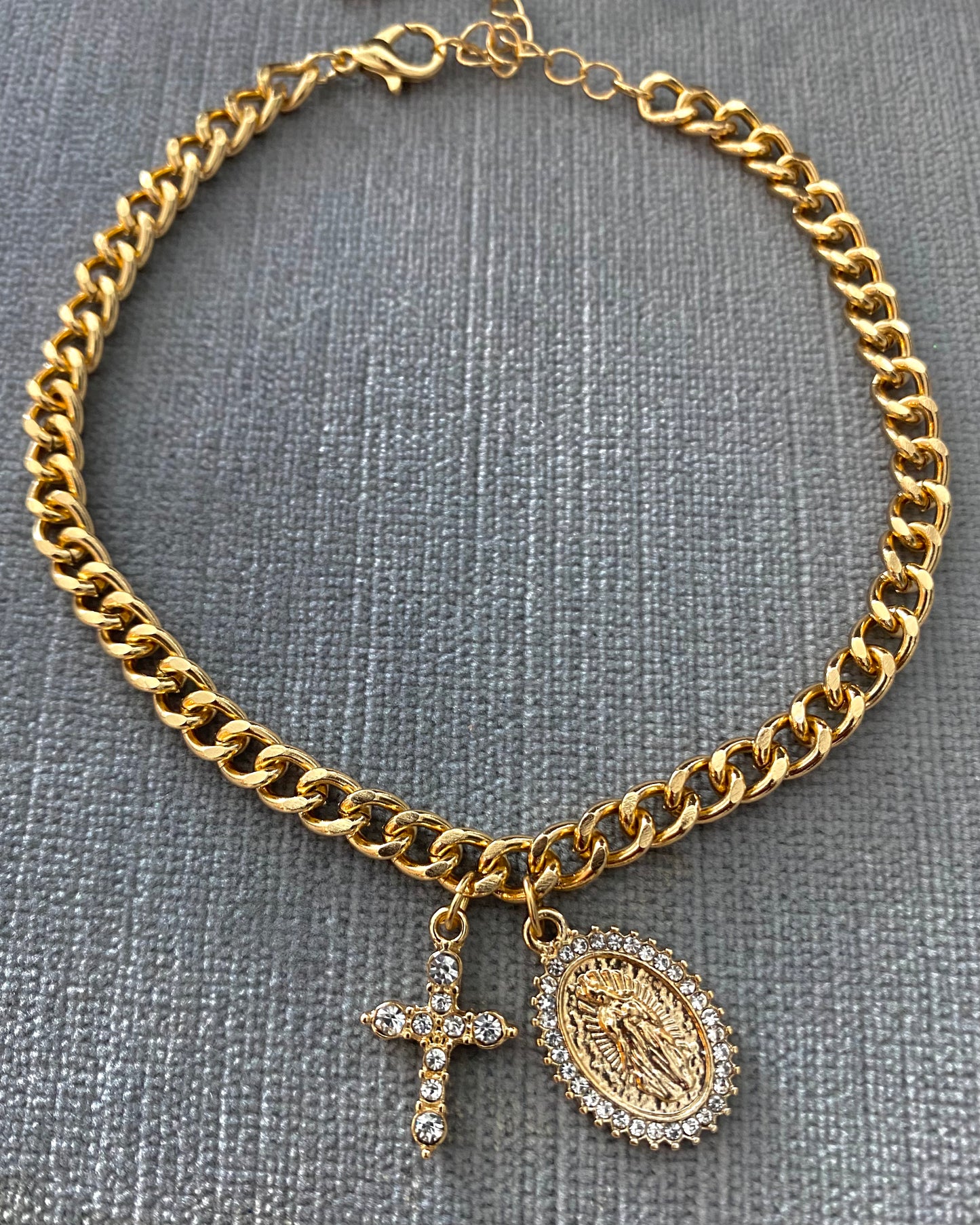 Aana Ankle Bracelet {view}