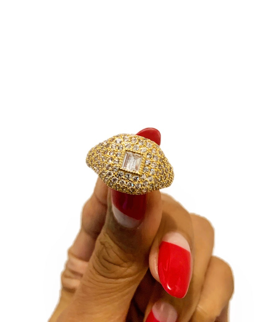Claudia Ring {view}