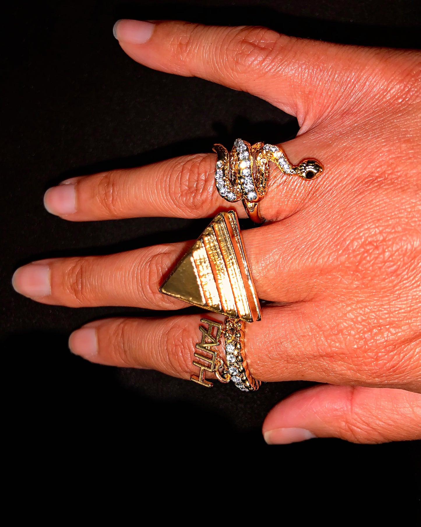 Sia Ring {view}