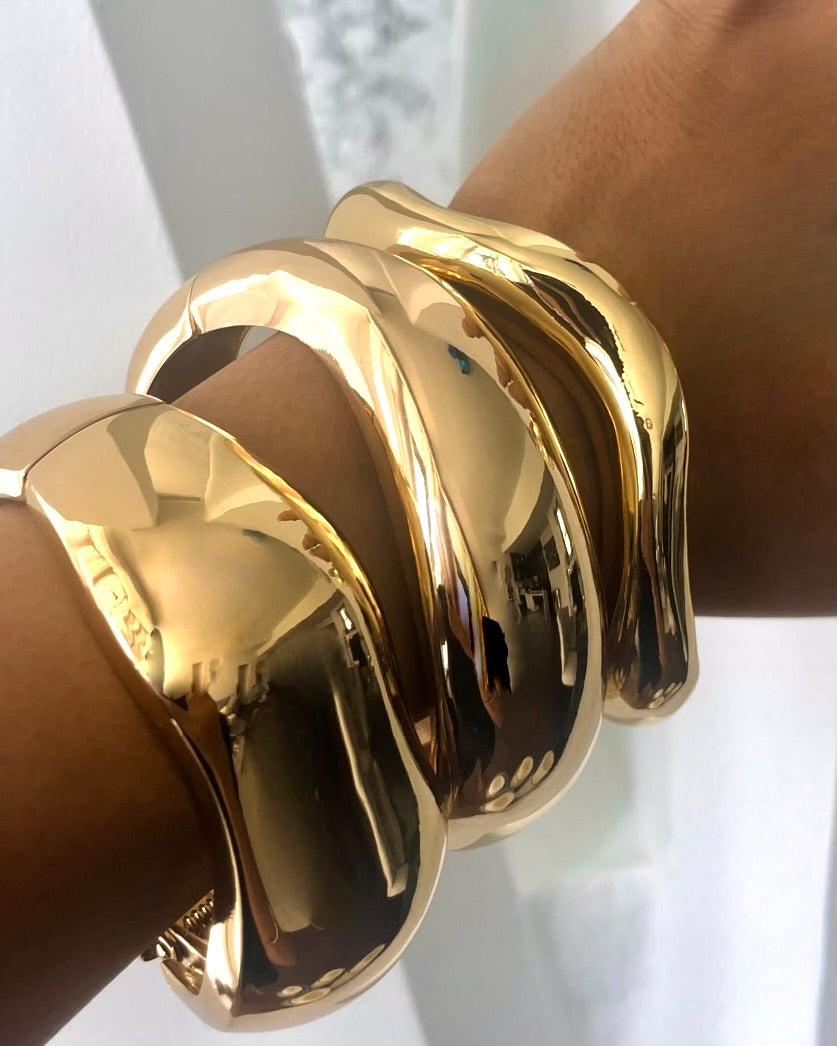 Luxe Bangle Bracelet {view} Options