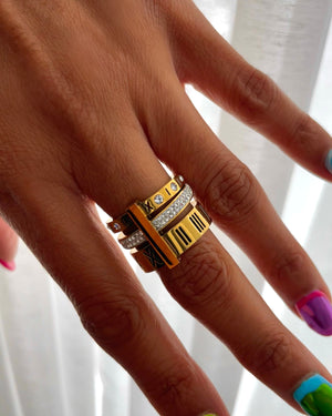 Roman Ring {view}