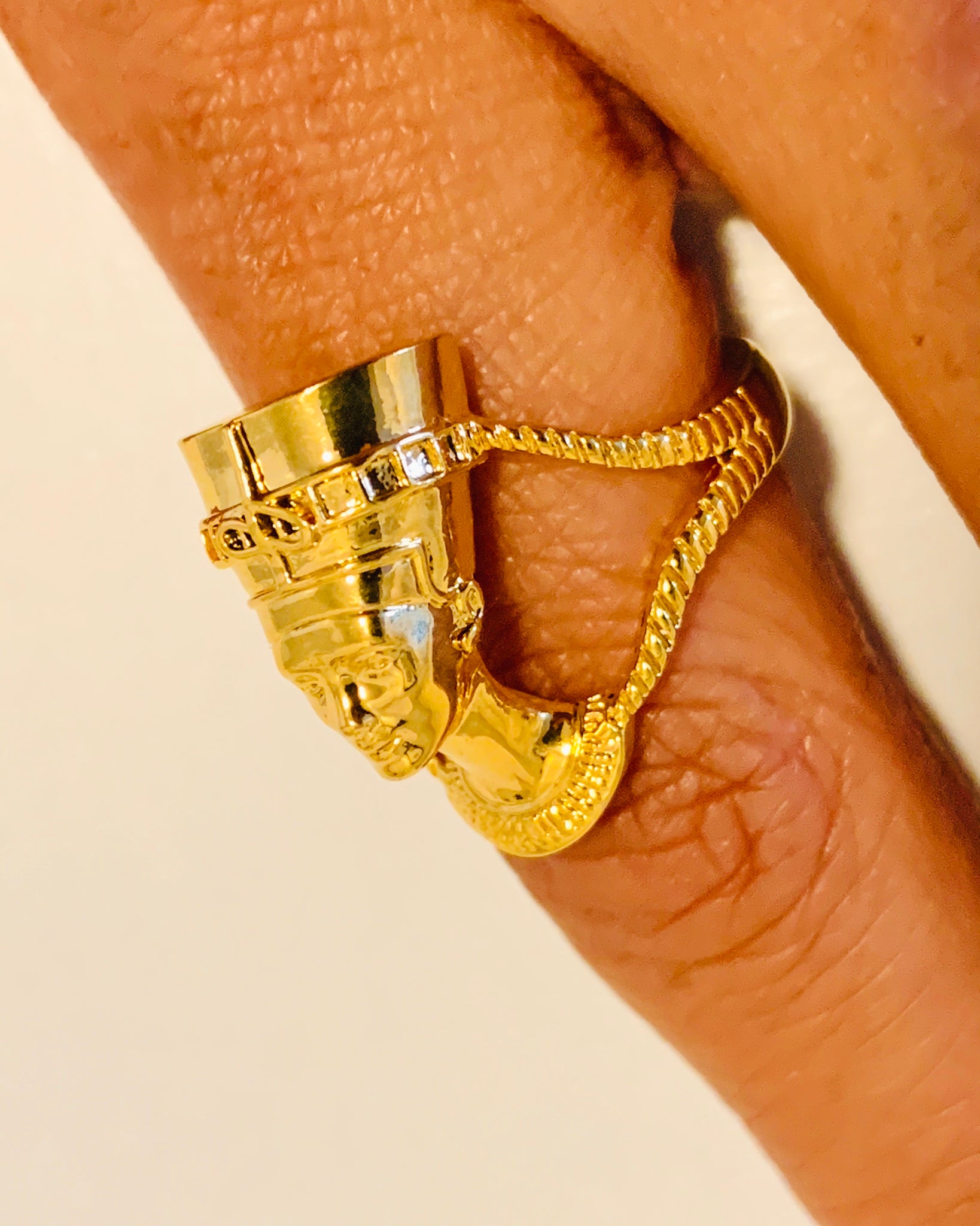 Nefertiti Ring {view}